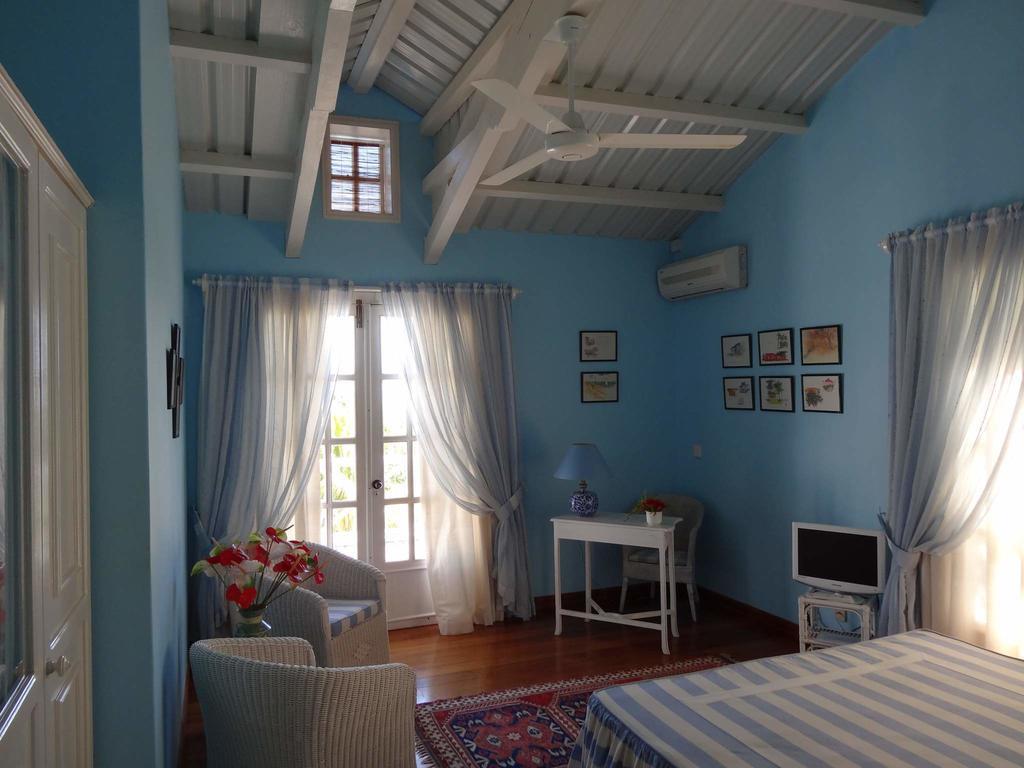 Bed And Breakfast Maison Papaye La Gaulette Oda fotoğraf